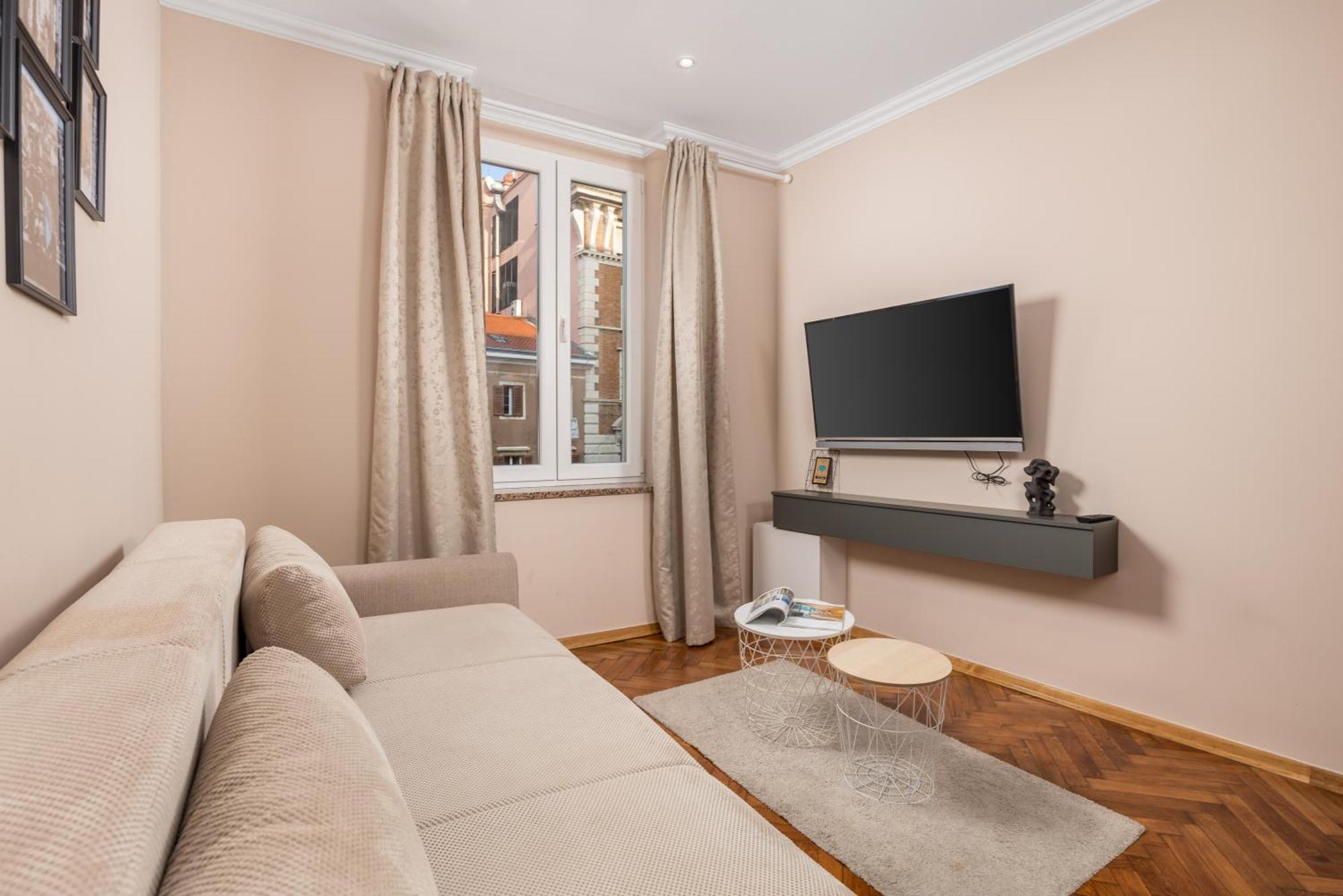 Apartments Neo Рийека Екстериор снимка
